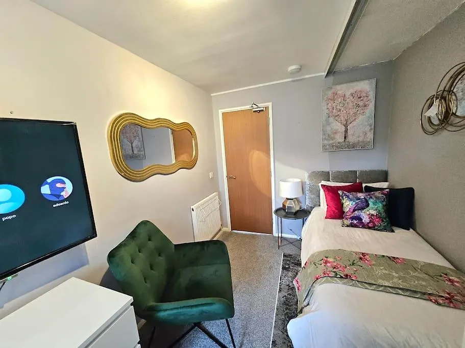 Lovely 3 Bedroom Apartment By Sensational Stay Short Lets & Service Accommodation With 6 Beds Edynburg Wielka Brytania